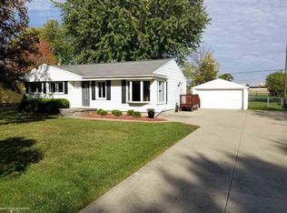 23691 Lynnhurst St, Macomb, MI 48042