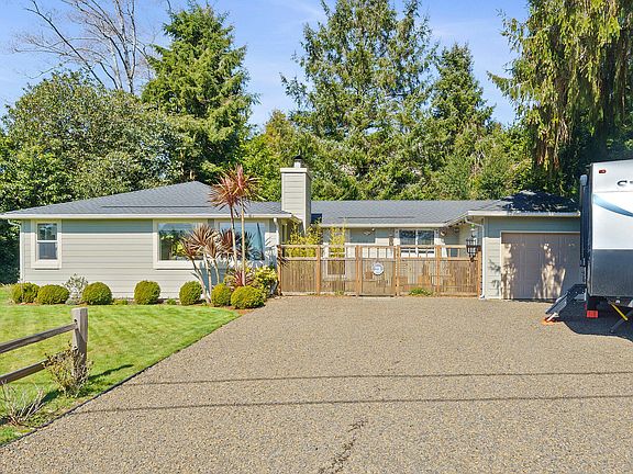 2nd image of 6120 Tillamook Ave