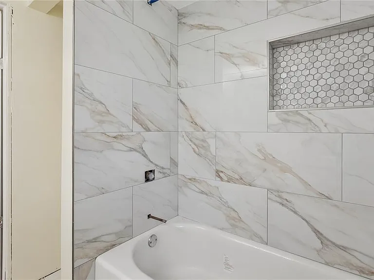 4701 N Habana Ave — Photo 18