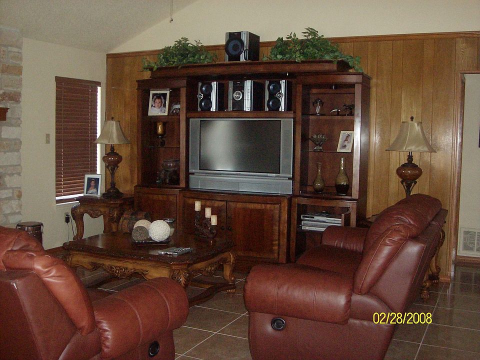 1st image of 111 Green Pasture
