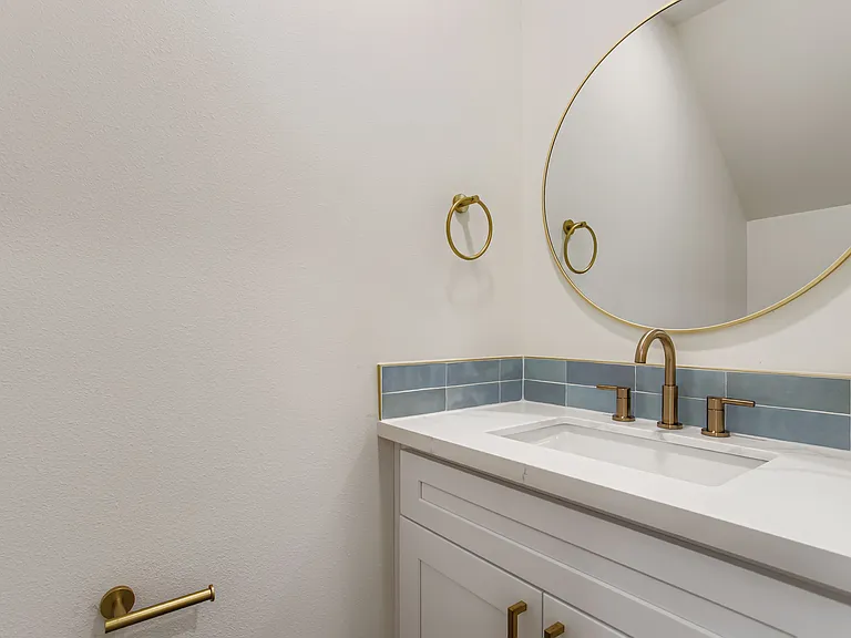 4469 SE 28th Pl — Photo 17