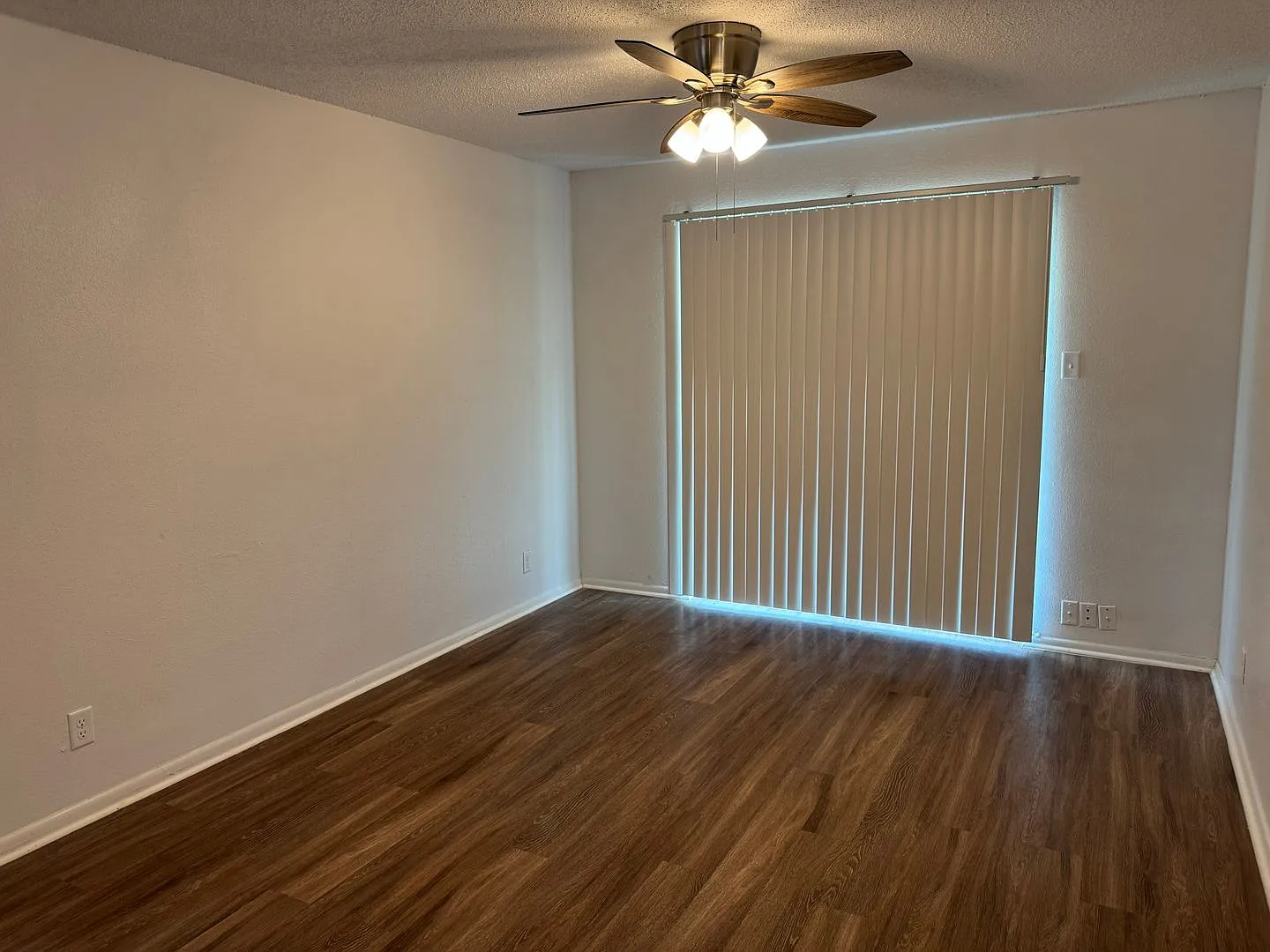 Welcome home to 132 Meadow Way! — Photo 4