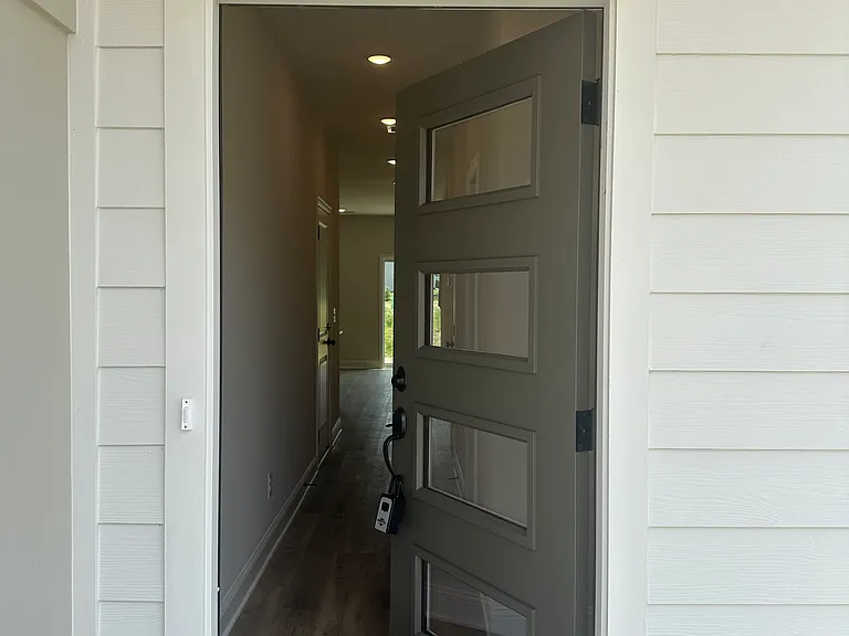 101 Asbury Dr NW #11 — Photo 2