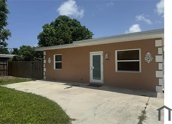 1040 NW 140th St
