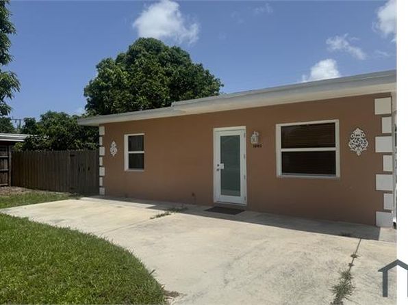 1040 NW 140th St
