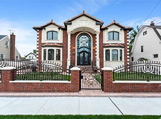 228 Fir St, Valley Stream, NY 11580