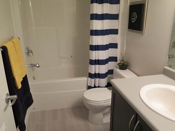 5th image of 1062 Dorothy St #398721