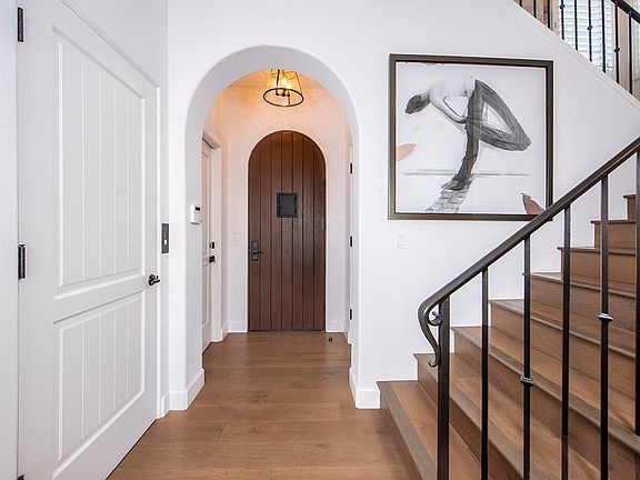 4th image of 1286 Coast Village Cir
