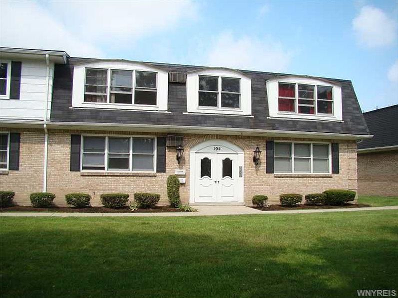 1st image of 104 Sundridge Dr APT 11