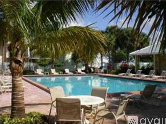 2nd image of 431 Executive Center Dr APT 206