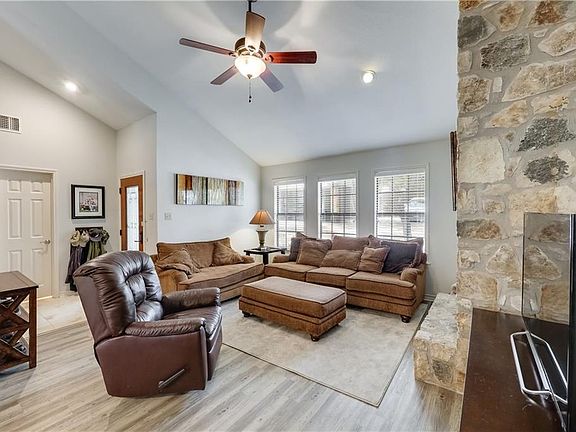 3rd image of 603 N Cuernavaca Dr APT 1002