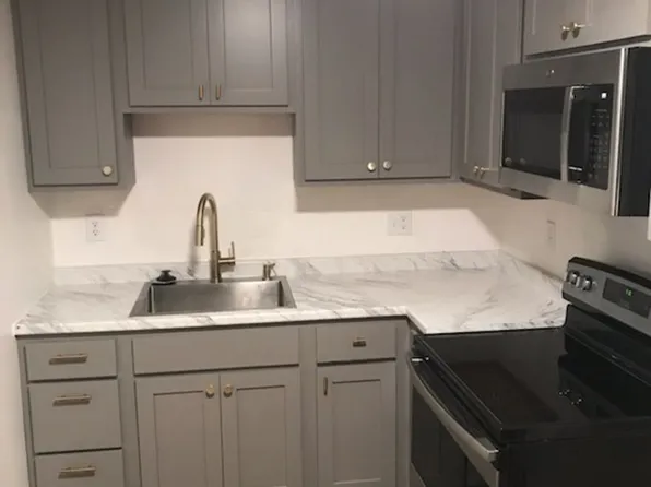 Western Avenue Apartments LLC, 600 S Western Ave, Sioux Falls, SD 57104