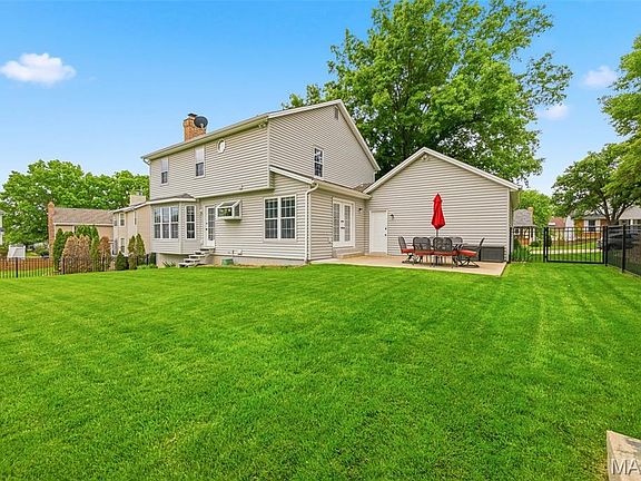 5th image of 6 Belcourt Cir