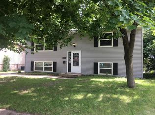 1510 38th St NW, Rochester, MN 55901