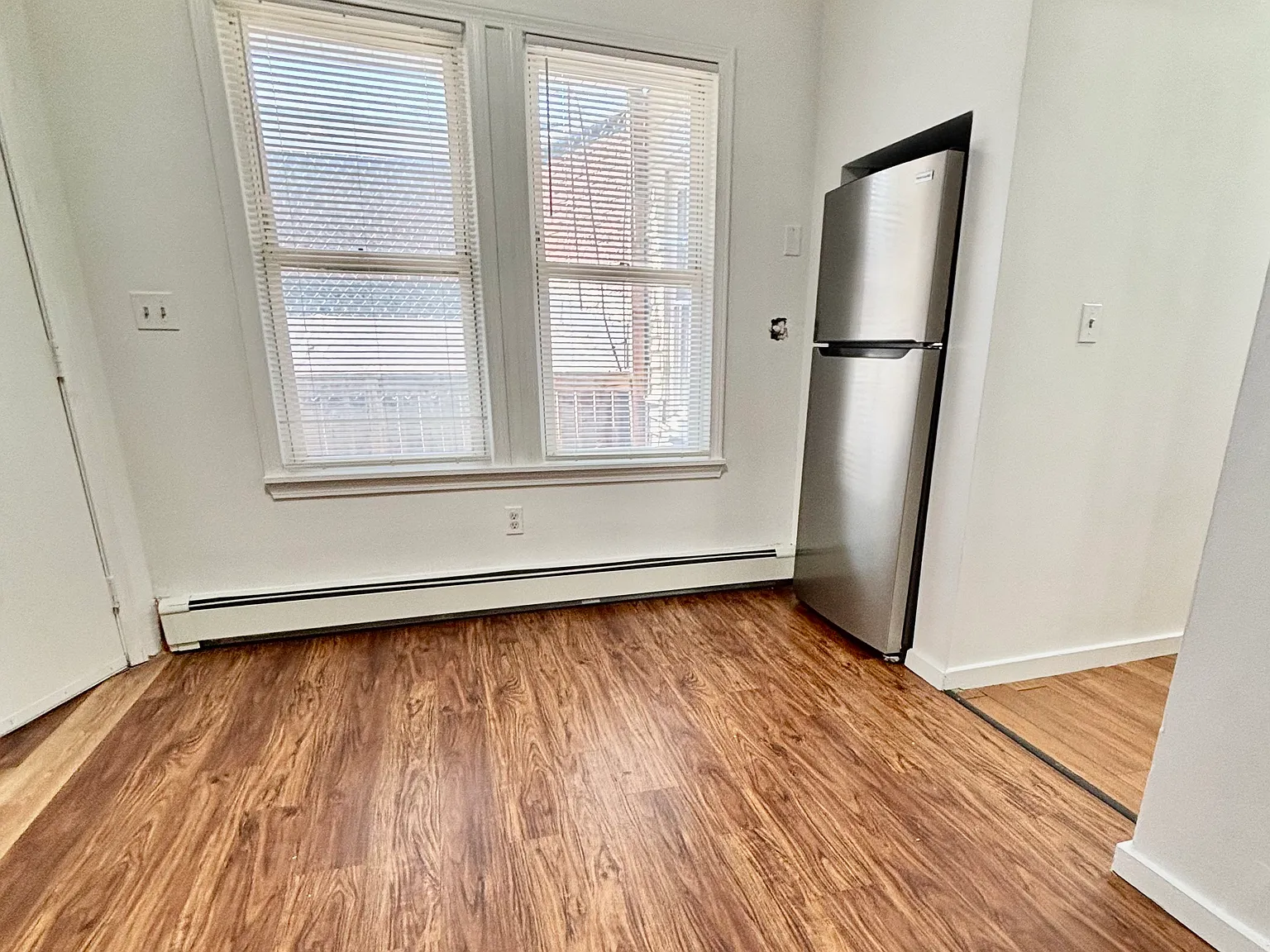 39 Shawmut St — Photo 4