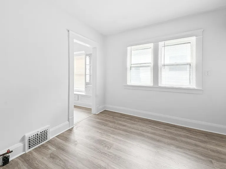 8002 Maryland Ave #A — Photo 17