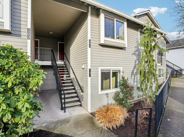 86 Kingsgate Rd Unit C103, Lake Oswego, OR 97035