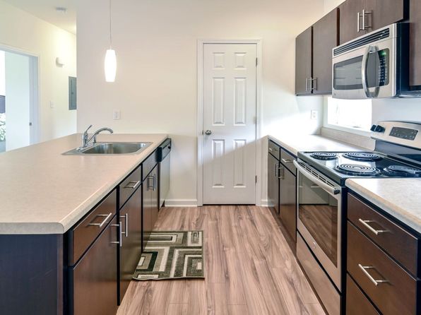 994 Burdeck St APT 112