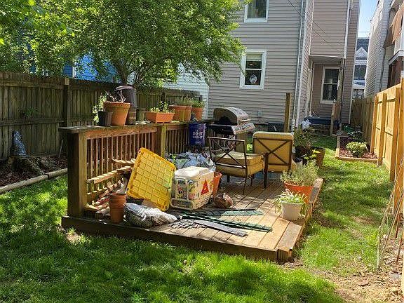 2nd image of 519 N 31st St