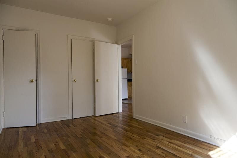 2nd image of 59 Sullivan St