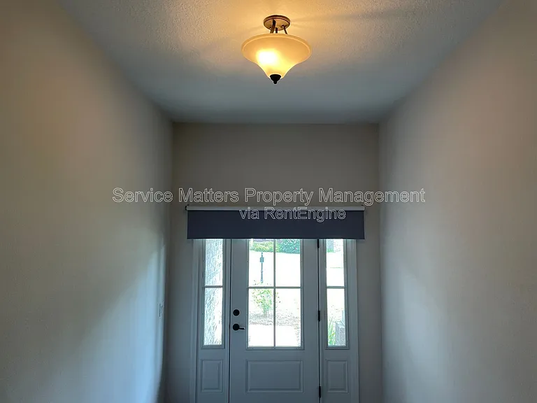 4978 Covenant Cir — Photo 3
