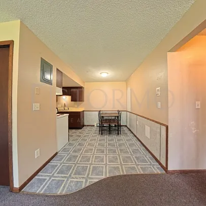 336 2nd Ave NE #6 — Photo 4