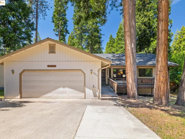 22832 Confidence Rd, Twain Harte, CA 95383