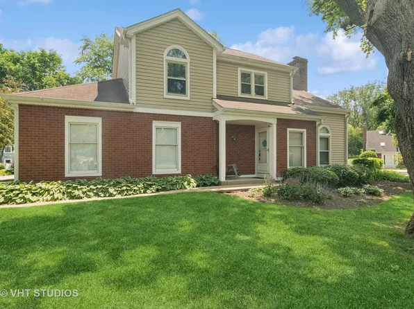 54 S Stonington Dr #92, Palatine, IL 60074