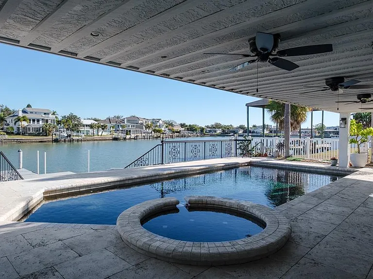 5949 Seabird Dr S — Photo 41