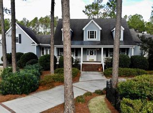 3672 Players Club Dr, Southport, NC 28461