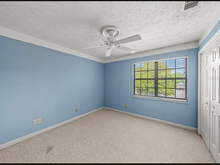 10510 Shirland Ct #10510 — Photo 13