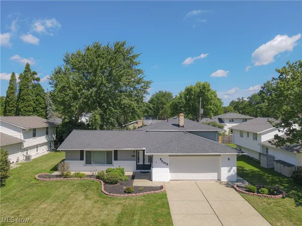 5375 Golfway Ln, Lyndhurst, OH 44124