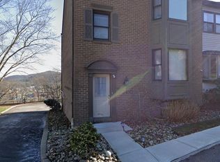 376 Nature Trail Ln, Murrysville, PA 15668