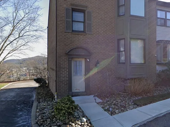376 Nature Trail Ln, Murrysville, PA 15668