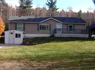 6946 Maple Grove Rd, Charlevoix, MI 49720