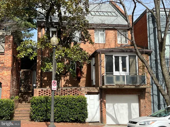 3335 Q St NW, Washington, DC 20007