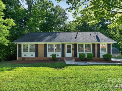 6820 Barrington Dr, Charlotte, NC, 28215
