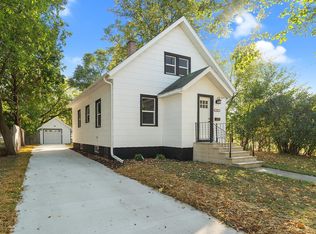 1468 Harvey St, Green Bay, WI 54302