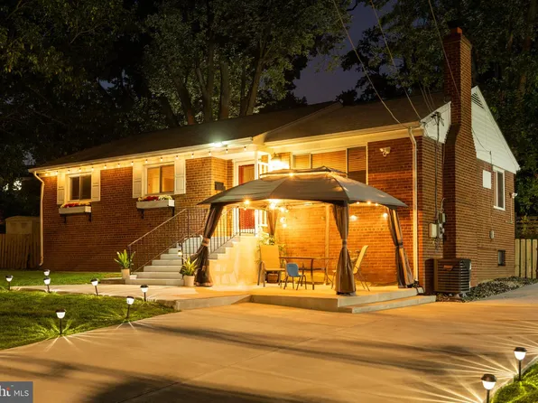 5804 Atteentee Rd, Springfield, VA 22150