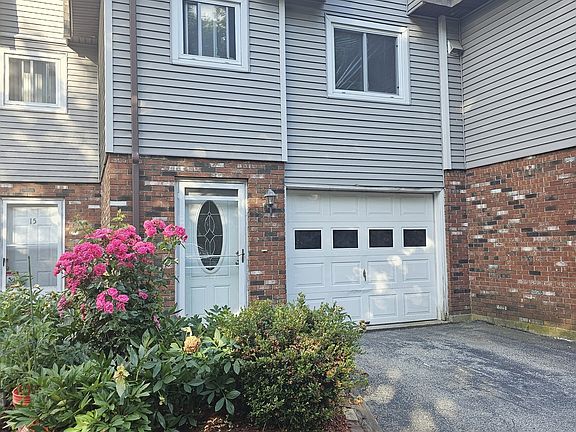 3rd image of 358 Hamilton Avenue #14
