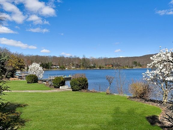 3rd image of 1058 Pines Lake Dr W