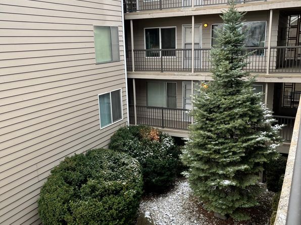 535 NE Maiden Ln APT 208