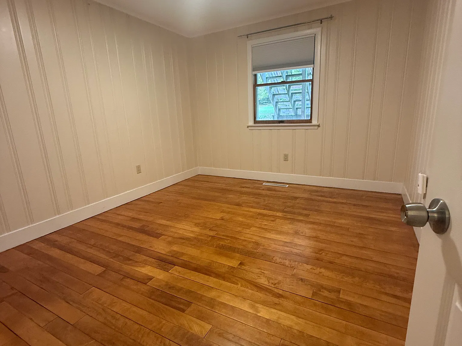 2 bed, 1000 sqft, $2,500 — Photo 4