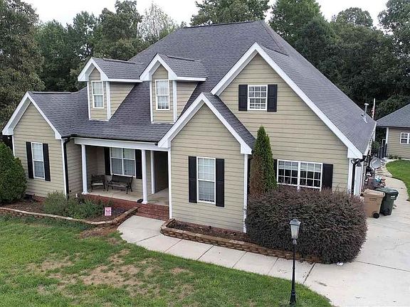 2nd image of 111 Black Forest Dr