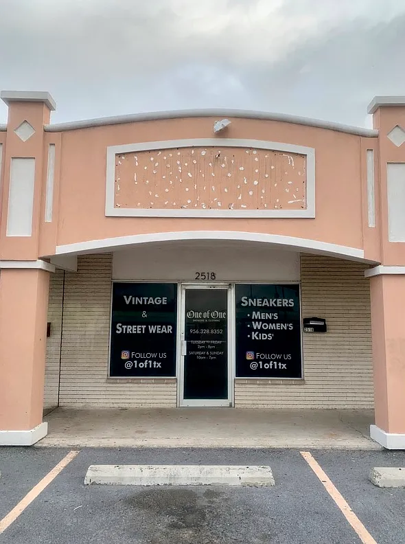 La Palma Center - 2518 — Photo 1