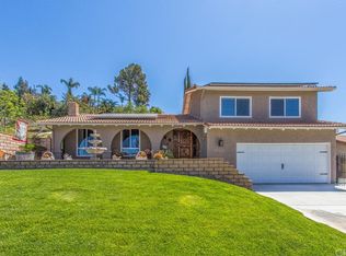 2947 Orange St, Highland, CA 92346
