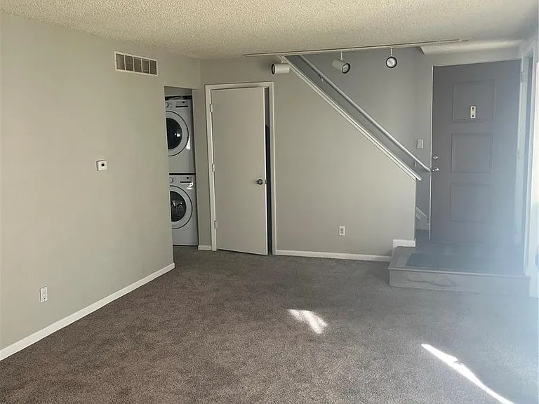 2435 S Xanadu Way #C — Photo 3