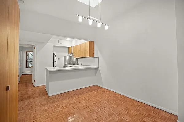 Rented by Elegran | media 2