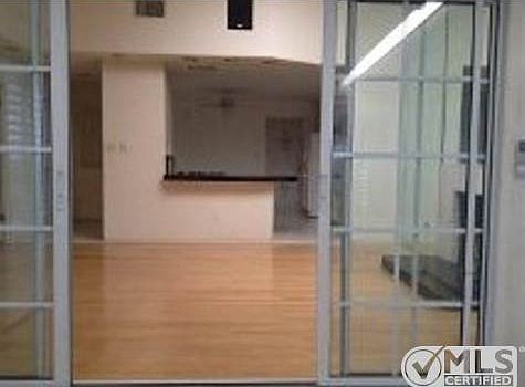4th image of 6455 Seascape Dr
