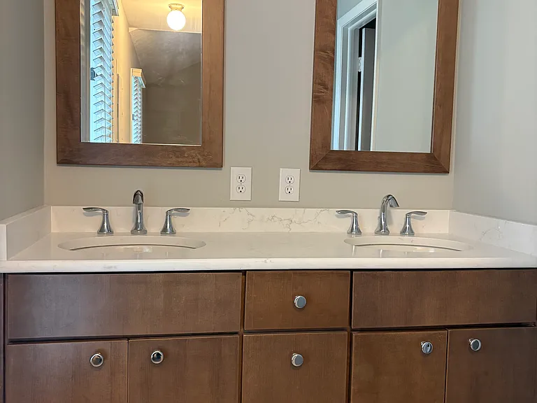 Main bedroom attached bathroom